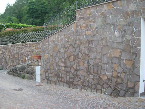 rivestimento opera incerta